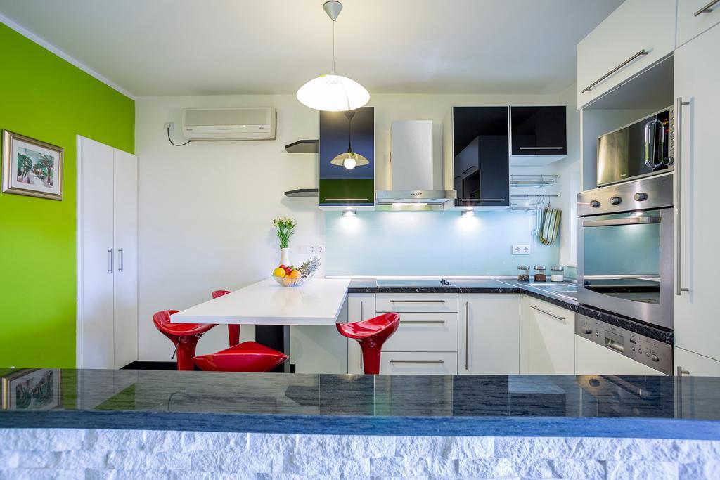Apartments Biserka โบล ห้อง รูปภาพ