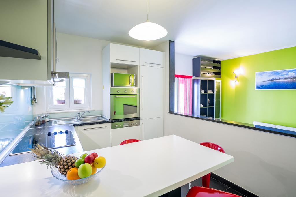 Apartments Biserka โบล ห้อง รูปภาพ